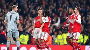 巴特勒在场 巴特勒在场